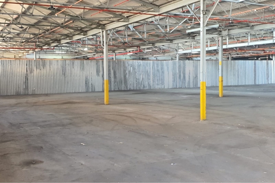 To Let commercial Property for Rent in Sidwell Eastern Cape
